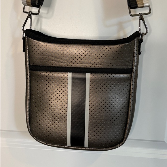 Haute Shore Jeri Ritz Neoprene Crossbody Bag Brown Black - Picture 5 of 16